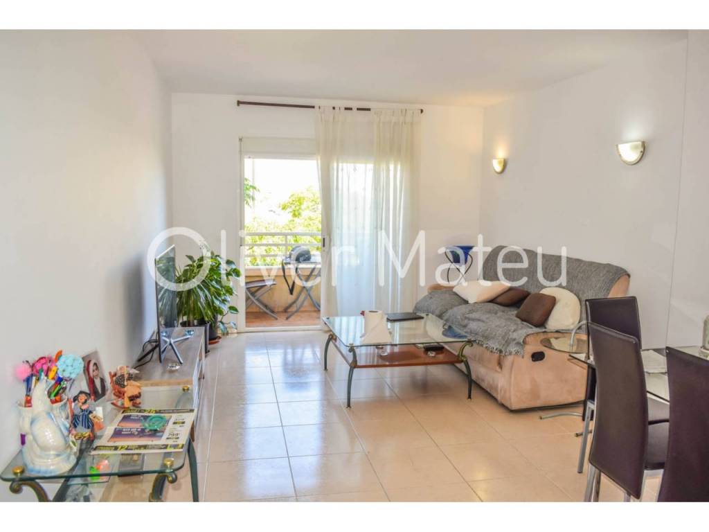 PISO CON BALCÓN Y PARKING INCLUÍDO EN ZONA OCIMAX