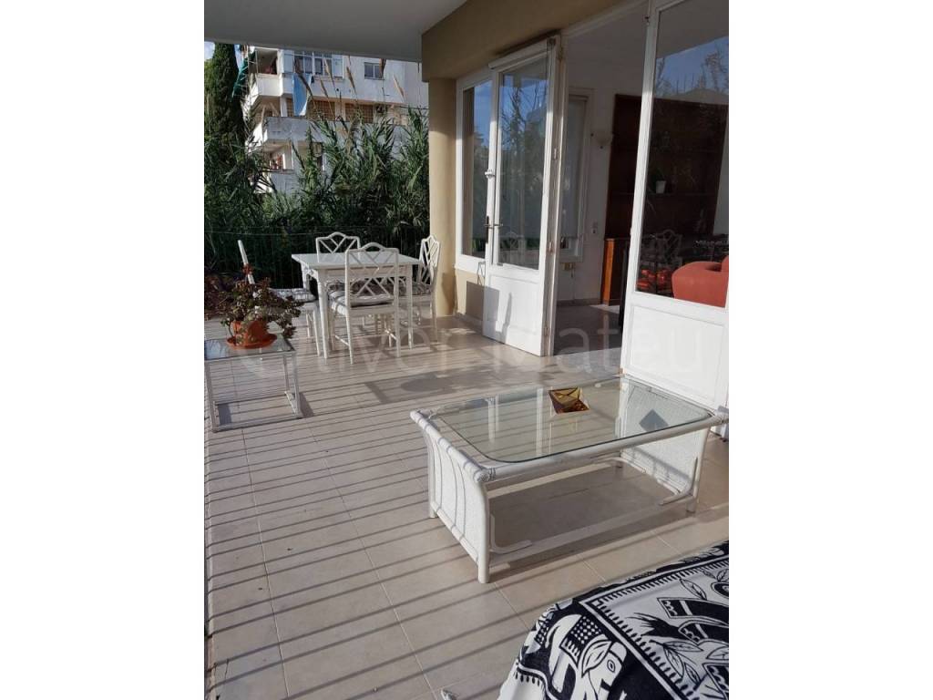 PISO EN SAN AGUSTÍN CON TERRAZA