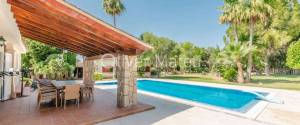 VILLA CON LICENCIA DE ALQUILER VACACIONAL A 10 MINUTOS DE PALMA