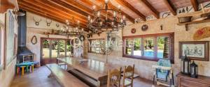 VILLA CON LICENCIA DE ALQUILER VACACIONAL A 10 MINUTOS DE PALMA