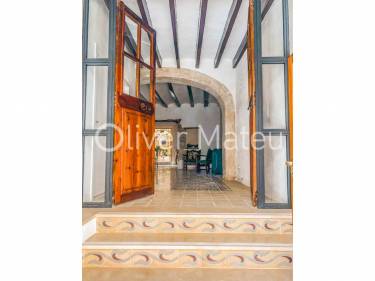 CASA REFORMADA CON ESTILO EN BUNYOLA