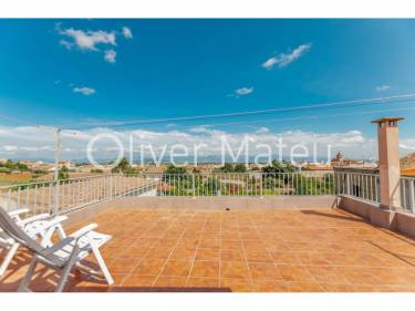 CASA DE PUEBLO CON JARDÍN EN VENTA EN ALGAIDA