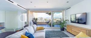 ÁTICO RENOVADO CON TERRAZAS Y VISTAS DESPEJADAS