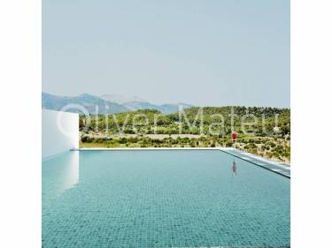CHALET ADOSADO DE OBRA NUEVA CON ASCENSOR, TERRAZA , GARAJE Y VISTAS DESPAJADAS AL CAMPO