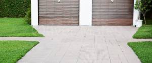 CHALET CON  JARDIN, PISCINA, GARAJE Y PISTA DE TENIS