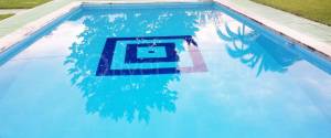 CHALET CON  JARDIN, PISCINA, GARAJE Y PISTA DE TENIS