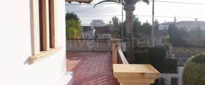 CHALET CON  JARDIN, PISCINA, GARAJE Y PISTA DE TENIS
