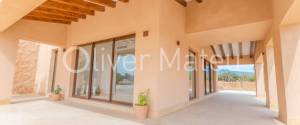 ESPECTACULAR VILLA A ESTRENAR EN PARCELA DE 61.913M²