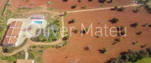 ESPECTACULAR VILLA A ESTRENAR EN PARCELA DE 61.913M²