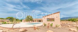 ESPECTACULAR VILLA A ESTRENAR EN PARCELA DE 61.913M²