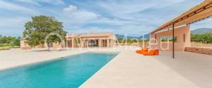 ESPECTACULAR VILLA A ESTRENAR EN PARCELA DE 61.913M²