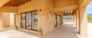 ESPECTACULAR VILLA A ESTRENAR EN PARCELA DE 61.913M²