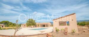 ESPECTACULAR VILLA A ESTRENAR EN PARCELA DE 61.913M²