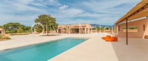 ESPECTACULAR VILLA A ESTRENAR EN PARCELA DE 61.913M²