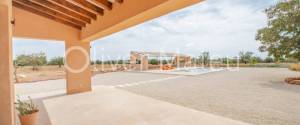 ESPECTACULAR VILLA A ESTRENAR EN PARCELA DE 61.913M²