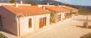 ESPECTACULAR VILLA A ESTRENAR EN PARCELA DE 61.913M²