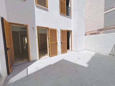 PLANTA BAJA A ESTRENAR CON PARKING Y TERRAZA