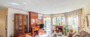 PISO CON TERRAZA Y PARKING, VISTAS AL MAR Y AL BOSQUE