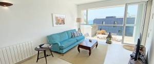 APARTAMENTO CON GRAN TERRAZA - CERCA DE LA PLAYA