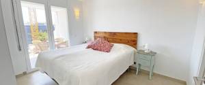 APARTAMENTO CON GRAN TERRAZA - CERCA DE LA PLAYA
