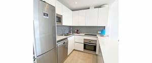 APARTAMENTO CON GRAN TERRAZA - CERCA DE LA PLAYA