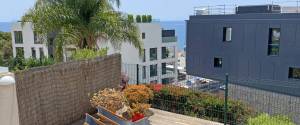 APARTAMENTO CON GRAN TERRAZA - CERCA DE LA PLAYA