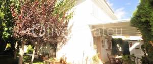 CHALET PAREADO EN CAN CARBONELL