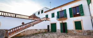 POSESIÓN DEL SIGLO XIX EN VENTA CON MUCHAS POSIBILIDADES