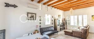 VILLA DE RECIENTE CONSTRUCCIÓN CON DOS VIVIENDAS EN PUNTIRÓ
