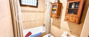 PISO MÁS ESTUDIO CON TERRAZA, PISCINA Y PARKING EN EL TERRENO