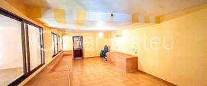 PISO MÁS ESTUDIO CON TERRAZA, PISCINA Y PARKING EN EL TERRENO
