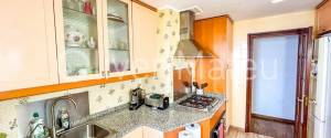 PISO MÁS ESTUDIO CON TERRAZA, PISCINA Y PARKING EN EL TERRENO