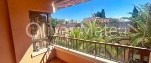 PISO MÁS ESTUDIO CON TERRAZA, PISCINA Y PARKING EN EL TERRENO