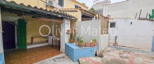 CASA MALLORQUINA CON PATIO A REFORMAR