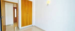 PISO SEMINUEVO DE 3 DORMITORIOS