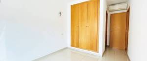 PISO SEMINUEVO DE 3 DORMITORIOS