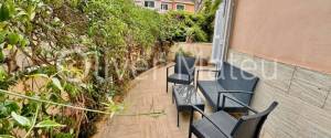 CHALET ADOSADO EN ZONA COLEGIOS CON PISCINA Y APARCAMIENTO