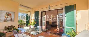 PLANTA BAJA CON TERRAZA, PISCINAS COMUNITARIAS, GIMNASIO Y PARKING