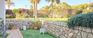PLANTA BAJA CON TERRAZA, PISCINAS COMUNITARIAS, GIMNASIO Y PARKING