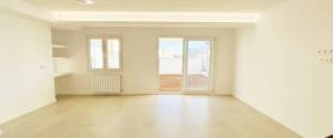 Renovierte Dachwohnung mit privater Terrasse