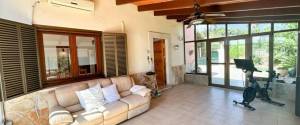CASA RÚSTICA CON PISCINA Y HUERTO