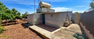 CASA RÚSTICA CON PISCINA Y HUERTO