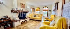 VILLA ON 7,400M² PLOT IN SA CABANETA