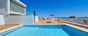 GERÄUMIGE UND RENOVIERTE WOHNUNG MIT EXKLUSIVEM BLICK AUF DEN PALMA SPORT & TENNIS CLUB