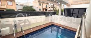 GRAN CHALET ADOSADO DE 4 DORMITORIOS CON PISCINA Y GARAJE
