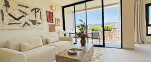 APARTAMENTO DE ENSUEÑO TOTALMENTE RENOVADO CON ESPECTACULARES VISTAS AL MAR