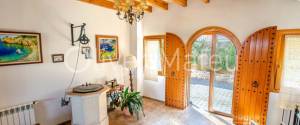 VILLA WITH POOL AND PANORAMIC VIEWS IN SA COMA DE BUNYOLA