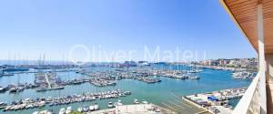 LARGE FOUR-BEDROOM APARTMENT WITH SEA VIEWS ON THE WATERFRONT