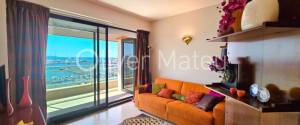 LARGE FOUR-BEDROOM APARTMENT WITH SEA VIEWS ON THE WATERFRONT