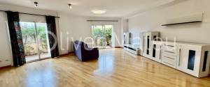 TERRACED HOUSE IN "COLEGIOS" AREA WITH POOL AND PARKING